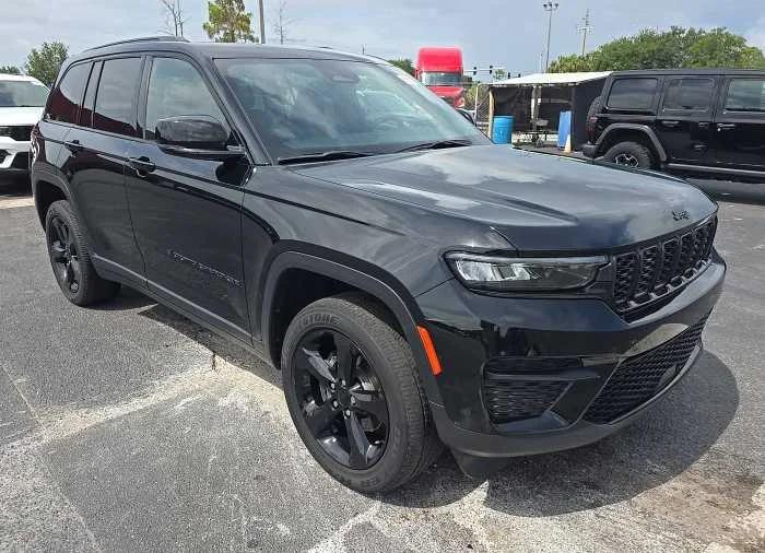 jeep grand cherokee 2023 1C4RJHAG0PC633086 image jeep grand cherokee 2023 1C4RJHAG0PC633086 image